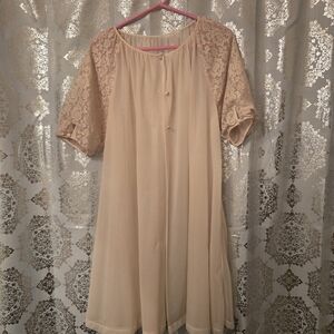 Elegant Cream Lace Sleeve Dress